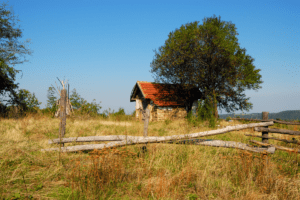 Regularizar terreno ou área de terra